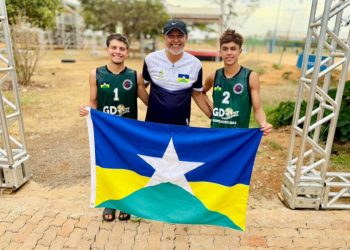 Estudantes de Ji-Paraná conquistam medalha de prata no vôlei de praia nos Jogos da Juventude 2025
