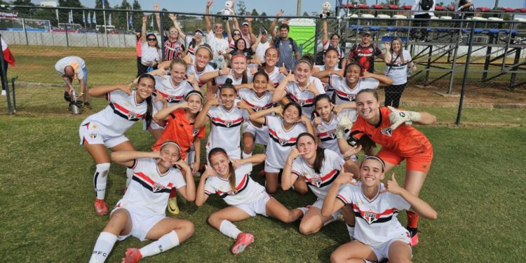 São Paulo F.C. – Base Feminina Sub-14 vence GEN Chile nos pênaltis e avança à final da Fiesta CONMEBOL Evolución