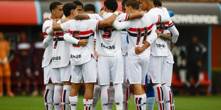 São Paulo F.C. – Sub-20 visita o Grêmio pelo jogo de ida das oitavas da Copa do Brasil São Paulo F.C. – Sub-20 visita o Grêmio pelo jogo de ida das oitavas da Copa do Brasil
