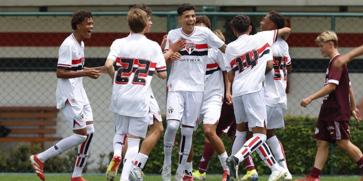 São Paulo F.C. – Sub-13 e Sub-14 garantem vaga nas finais do Paulista São Paulo F.C. – Sub-13 e Sub-14 garantem vaga nas finais do Paulista