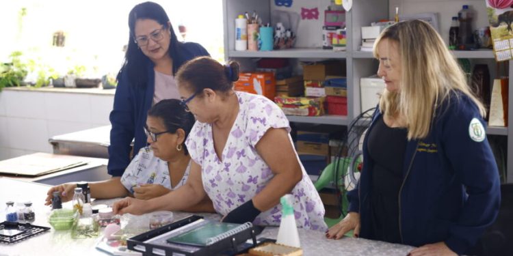 Terapia ocupacional contribui para saúde mental de pacientes da clínica de psiquiatria do Hospital de Base