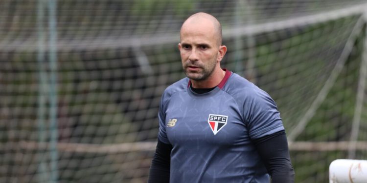 São Paulo F.C. – Celso Silva deixa o comando da categoria Sub-20 feminina