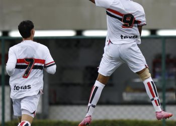 São Paulo F.C. – Em Cotia, Sub-20 duela contra o Guarani pela semifinal do Paulista São Paulo F.C. – Em Cotia, Sub-20 duela contra o Guarani pela semifinal do Paulista
