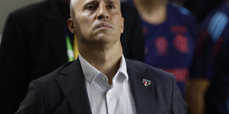 São Paulo F.C. – Crespo analisa duelo com o Flamengo São Paulo F.C. – Crespo analisa duelo com o Flamengo
