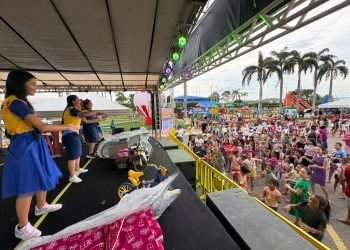 Deputado Pedro Fernandes celebra a realização do Dia da Alegria em Monte Negro