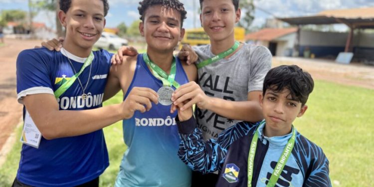 Estudante de Porto Velho conquista medalha de prata em sua primeira participação no Joer Estudante de Porto Velho conquista medalha de prata em sua primeira participação no Joer