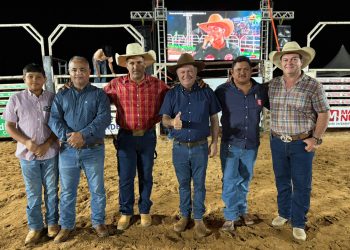 Pedro Fernandes celebra sucesso do Rodeio Expocampo em Campo Novo de Rondônia