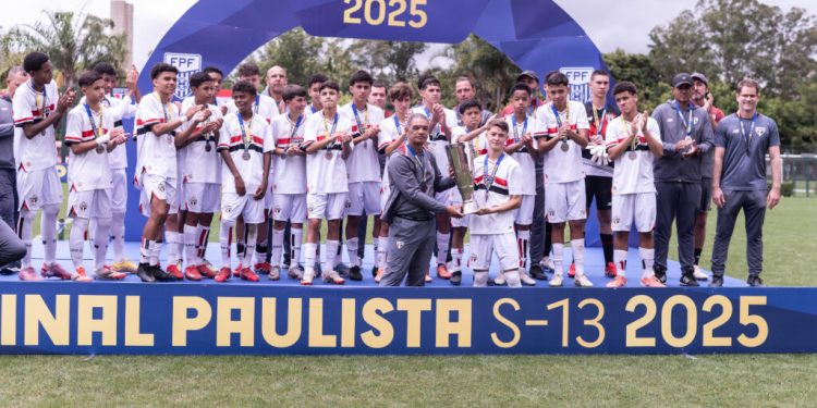 São Paulo F.C. – Sub-13 é vice-campeão do Paulista São Paulo F.C. – Sub-13 é vice-campeão do Paulista