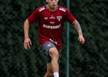 São Paulo F.C. – Com Cédric, Tricolor finaliza preparação para enfrentar o Flamengo