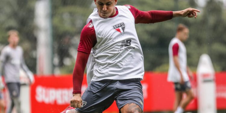 São Paulo F.C. – Com treino neste domingo, Tricolor retoma preparação para o Majestoso São Paulo F.C. – Com treino neste domingo, Tricolor retoma preparação para o Majestoso