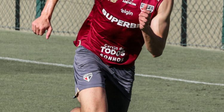 São Paulo F.C. – Tricolor encerra preparação para duelo com o Fluminense São Paulo F.C. – Tricolor encerra preparação para duelo com o Fluminense