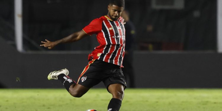 São Paulo F.C. – São Paulo empata com o Santos no jogo de ida da final do Paulistão Sub-20 São Paulo F.C. – São Paulo empata com o Santos no jogo de ida da final do Paulistão Sub-20