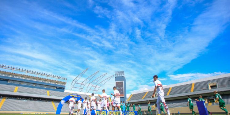 São Paulo F.C. – Sub-13 sofre revés no primeiro jogo da final do Campeonato Paulista São Paulo F.C. – Sub-13 sofre revés no primeiro jogo da final do Campeonato Paulista