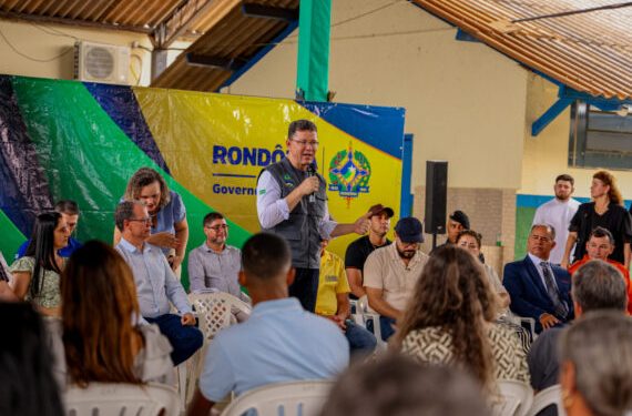 Entrega de equipamentos e anúncio de investimentos são realizados pelo governo de RO em Colorado do Oeste Entrega de equipamentos e anúncio de investimentos são realizados pelo governo de RO em Colorado do Oeste