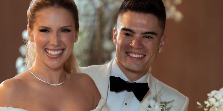 Piloto Eric Granado e Juliana Lopes se casam em cerimônia clássica contemporânea organizada por Junior Donatto