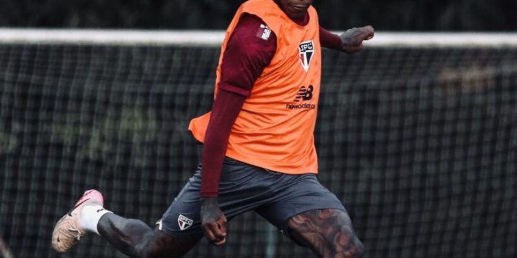 São Paulo F.C. – Com cinco retornos, Tricolor finaliza ajustes para encarar o Internacional São Paulo F.C. – Com cinco retornos, Tricolor finaliza ajustes para encarar o Internacional