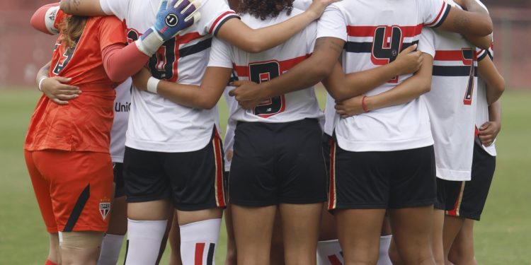 São Paulo F.C. – São Paulo é superado pelo Grêmio e se despede da Copinha Feminina São Paulo F.C. – São Paulo é superado pelo Grêmio e se despede da Copinha Feminina