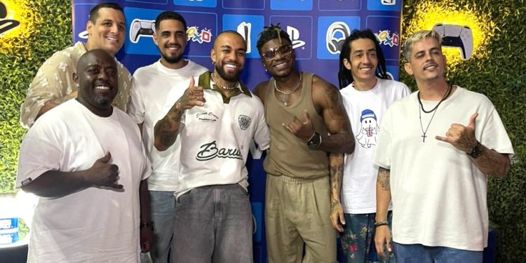 Di Propósito animou o PlayStation Modo Verão em São Paulo Di Propósito animou o PlayStation Modo Verão em São Paulo