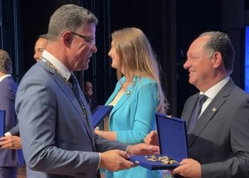 Deputado Pedro Fernandes é condecorado com Medalha do Mérito Marechal Rondon