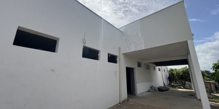 Com recurso de R$ 1 milhão destinado por Pedro Fernandes, obra do Hospital Municipal de Monte Negro avança