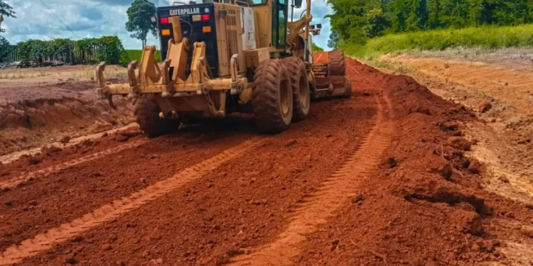 Rodovia 458 recebe manutenção e melhorias para garantir melhor trafegabilidade entre Alto Paraíso e Triunfo