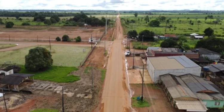 Governo de RO garante melhores condições de tráfego até o distrito de Bom Futuro Governo de RO garante melhores condições de tráfego até o distrito de Bom Futuro