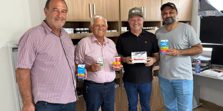Deputado Pedro Fernandes anuncia R$ 230 mil para aquisição de medicamentos em Cacaulândia Deputado Pedro Fernandes anuncia R$ 230 mil para aquisição de medicamentos em Cacaulândia