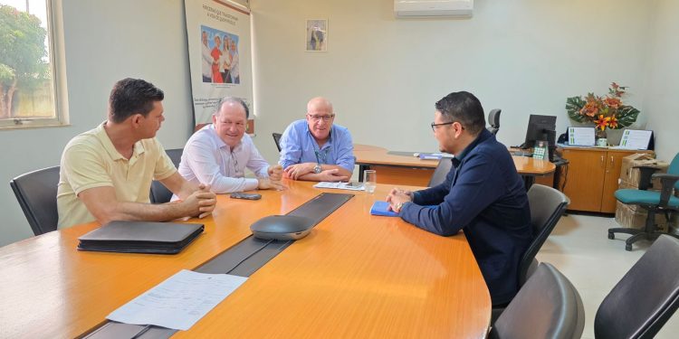 Deputado Pedro Fernandes participa de reunião com o Incra e avança em pautas de regularização fundiária em Rondônia  