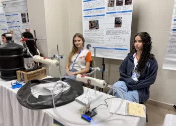 Exposição de Ciência, Inovação e Tecnologia reúne projetos criativos e fortalece educação pública em Rondônia