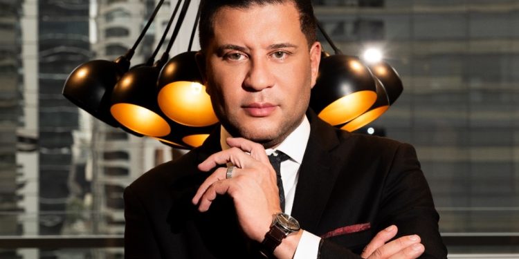 Junior Donatto celebra 50 anos com almoço especial, festa luxuosa e lançamento de autobiografia