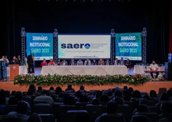 Estratégias para melhoria da aprendizagem são fortalecidas durante apresentação de resultados do Saero 2025