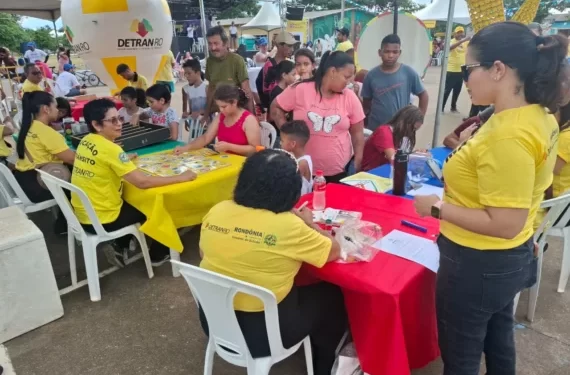 Educação no trânsito marca participação do governo de RO no Bike Arte Porto Velho Educação no trânsito marca participação do governo de RO no Bike Arte Porto Velho