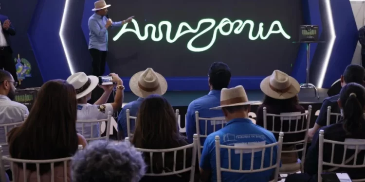 Pacote de Turismo é entregue com várias ações para o setor durante a Rondônia Rural Show Internacional Pacote de Turismo é entregue com várias ações para o setor durante a Rondônia Rural Show Internacional