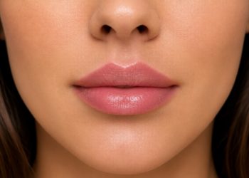 Especialista comenta o impacto das redes sociais na estética dos lábios