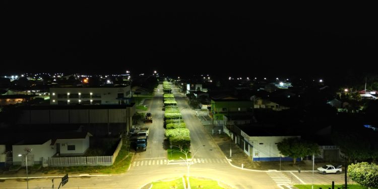 Monte Negro avança em segurança e infraestrutura com iluminação de LED viabilizada pelo deputado Pedro Fernandes Monte Negro avança em segurança e infraestrutura com iluminação de LED viabilizada pelo deputado Pedro Fernandes