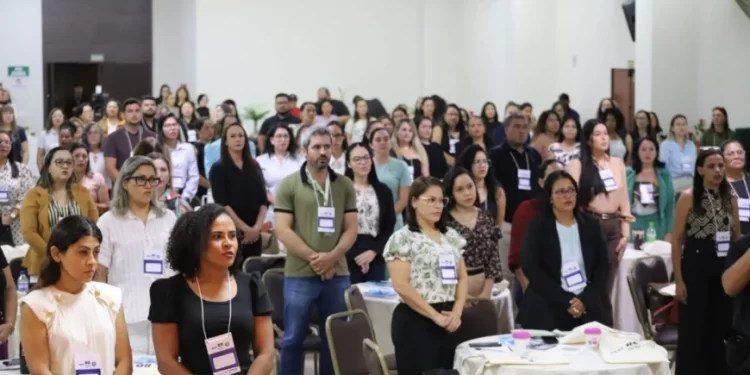 Encontro inédito discute melhoria do atendimento a jovens e adultos nas unidades socioassistenciais em Rondônia Encontro inédito discute melhoria do atendimento a jovens e adultos nas unidades socioassistenciais em Rondônia