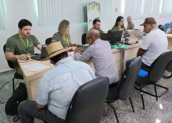 Pimenta Bueno recebe ação integrada de Regularização Ambiental e inscrição em edital de serviços ambientais