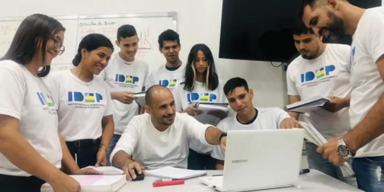 Inscrições de processo seletivo para professor instrutor da educação profissional encerram nesta sexta-feira, 5 Inscrições de processo seletivo para professor instrutor da educação profissional encerram nesta sexta-feira, 5