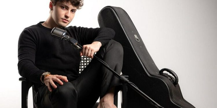 Gabriel Aiala revela sua essência artística Gabriel Aiala revela sua essência artística