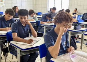 Série histórica do Censo Escolar reforça avanço da permanência dos estudantes no Ensino Médio em Rondônia
