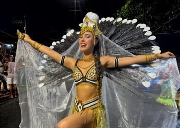 Nívea Alchorne é a nova Rainha de Bateria da Novo Império 