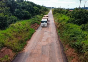 Rodovia-458 recebe manutenção asfáltica em 29 km, ampliando a segurança no acesso ao distrito de Triunfo