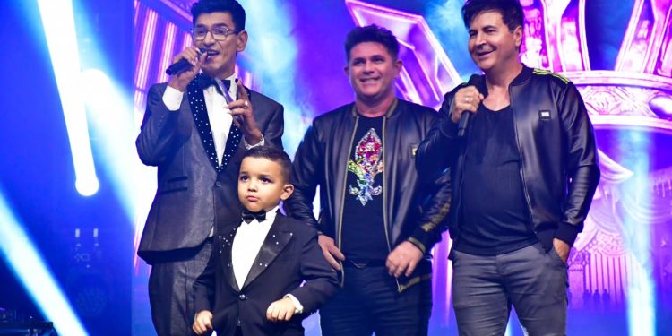 Aniversariante do dia: João Miguel ganha homenagem especial de Val Couto após participação marcante em celebração Aniversariante do dia: João Miguel ganha homenagem especial de Val Couto após participação marcante em celebração