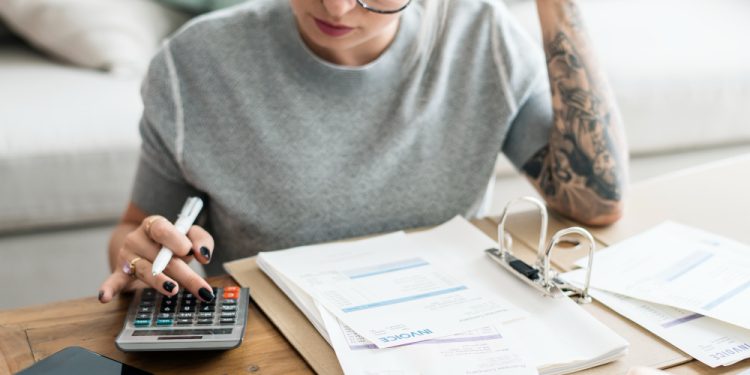 Transferência de veículo e licenciamento: como uma situação interfere na outra? Transferência de veículo e licenciamento: como uma situação interfere na outra?