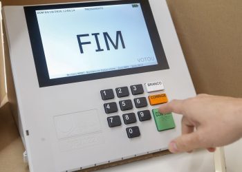 467 urnas foram substituídas nas duas primeiras horas de votação do segundo turno