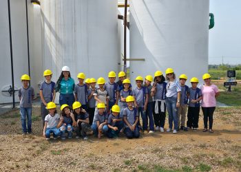 Alunos do 5º ano conhecem tratamento de água e esgoto em Ariquemes