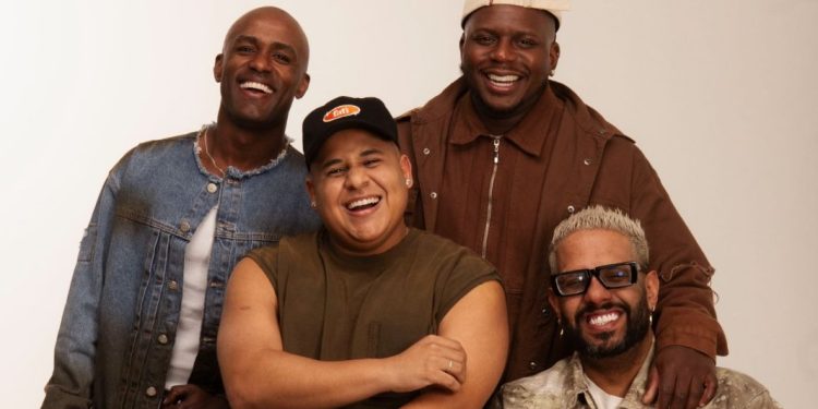 Caju Pra Baixo celebra 13 anos de carreira e resgata sucesso “Tiro, Porrada e Beijo”