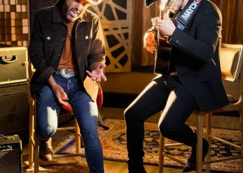 Mais que uma música, uma declaração de amor: Edson e Lyan interpretam “Love of My Life”, clássico eternizado por Freddie Mercury, mas ao som de viola caipira