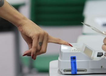 Lula ampliou votação em todos os estados do primeiro para o segundo turno; Flávio recuou em seis