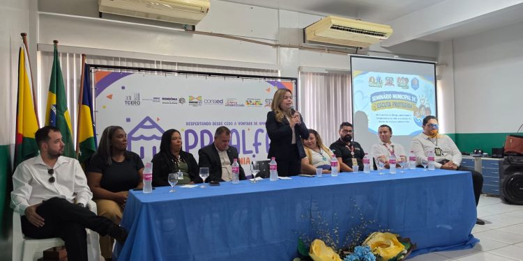 MPRO contribui com o I Seminário Municipal de Escuta Protegida de Buritis MPRO contribui com o I Seminário Municipal de Escuta Protegida de Buritis